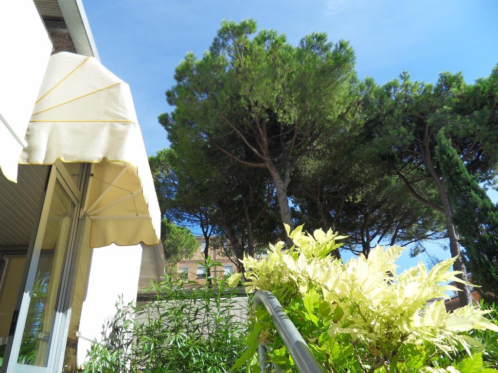Hotel Abbazia Lignano Sabbiadoro Exterior photo