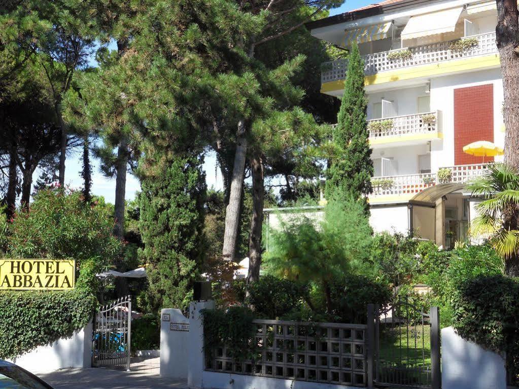 Hotel Abbazia Lignano Sabbiadoro Exterior photo